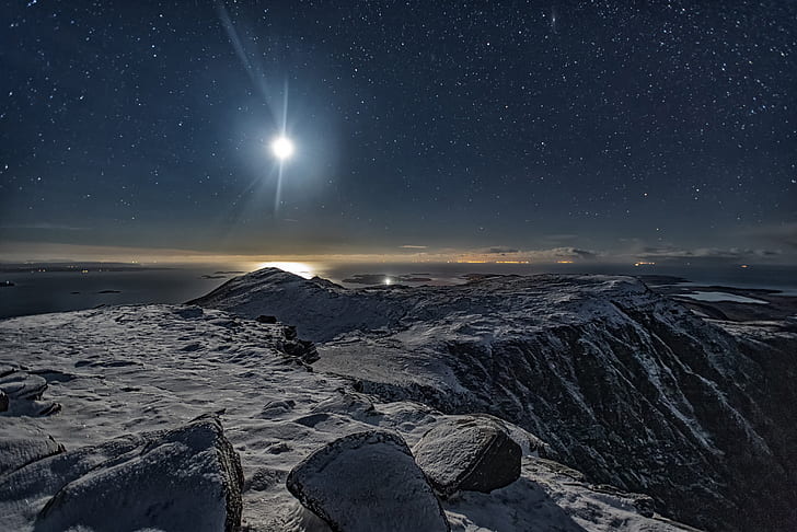 ท้องฟ้าดวงจันทร์ภูเขาดวงดาวสกอตแลนด์คืนที่เต็มไปด้วยดวงดาว Ben More Coigach ที่ราบสูงทางตะวันตกเฉียงเหนือของสกอตแลนด์ Northwest Highlands, วอลล์เปเปอร์ HD