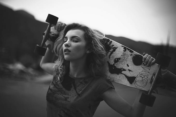 Russian women, urban, longboard, monochrome, women, skateboard, T-shirt, Rachel Ann Yampolsky, blonde, HD wallpaper