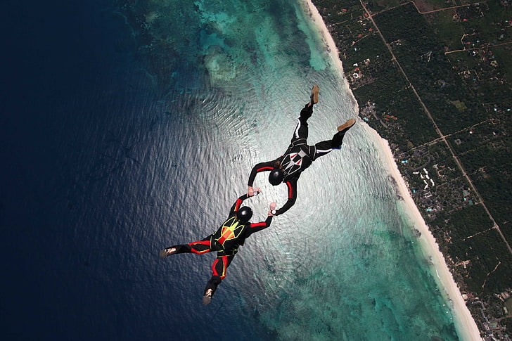 black long-sleeved top, skydivers, parachuting, stunt, HD wallpaper