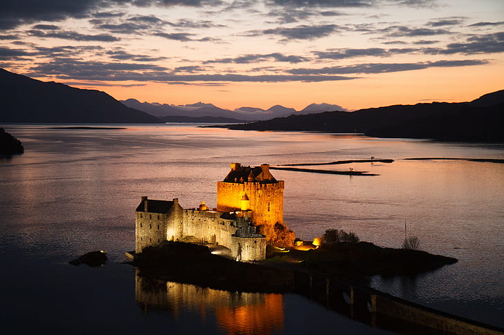 landscape photo of a lighted house near mountain under blue skie, eilean donan castle, skye, eilean donan castle, skye, Eilean Donan Castle, Isle of Skye, landscape, photo, house, mountain, blue, Scotland, United Kingdom, night, castle, lake, water, reflection, sunset, dusk, outdoors, famous Place, HD wallpaper