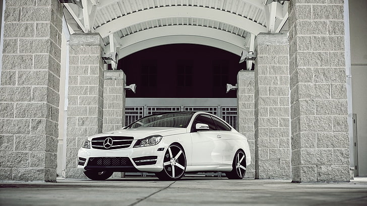 white Mercedes-Benz sedan, Mercedes-Benz, supercars, car, HD wallpaper