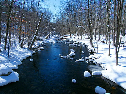 冬の間に川で溶ける氷、コールドブルー、ブルーリバー、冬の冬、季節、木、雪の白、氷の川、冬、雪、自然、氷、木、寒さ-温度、凍結、霜、森林、風景、屋外、景色、 HDデスクトップの壁紙 HD wallpaper