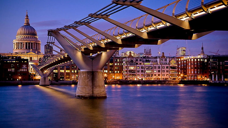 ミレニアムブリッジ、橋、都市景観、ロンドン、イギリス、ヨーロッパ、夕暮れ、夜、 HDデスクトップの壁紙