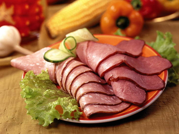 salami, sausage, slices, meat, plate, salad, cucumber, HD wallpaper