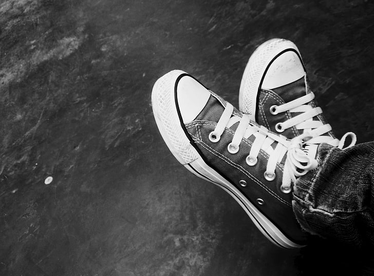 Converse HD Wallpaper, pair of black Converse All-Star low-top sneakers, Black and White, HD wallpaper