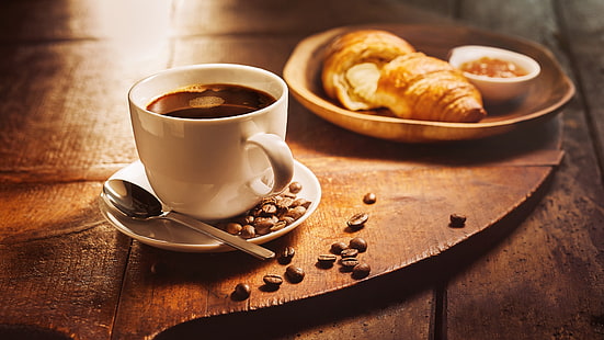 café, café expresso, xícara de café, copo, pranchas de madeira, café da manhã, cafeína, café, bebida, café, croissant, HD papel de parede HD wallpaper