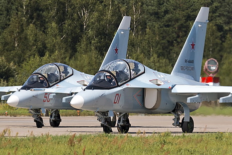 Яковлев Як-130, руски ВВС, бойни самолети, HD тапет HD wallpaper