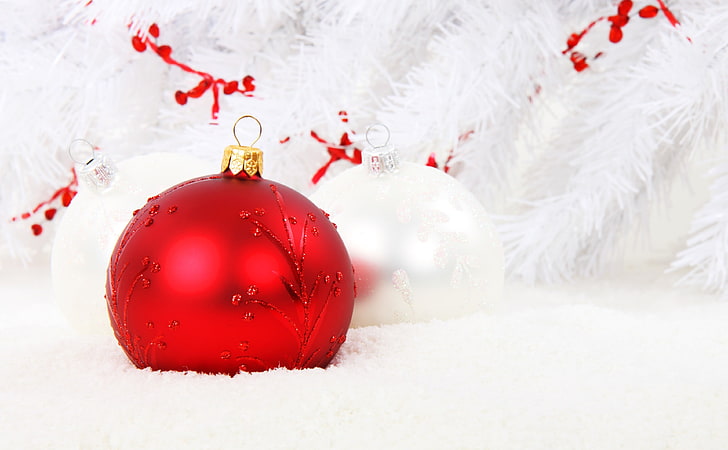 Noel günü 2015, kırmızı önemsiz şey, tatil, Noel, kış, beyaz, kar, cam, neşeli, dekorasyon, Noel, tatil, sezon, mevsimlik, top, kutlama, küre, süsleme, Noel, HD masaüstü duvar kağıdı