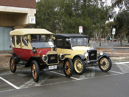 due auto d'epoca rosse e bianche, Ford, vintage, modello T, veicolo d'epoca, veicolo, Sfondo HD HD wallpaper
