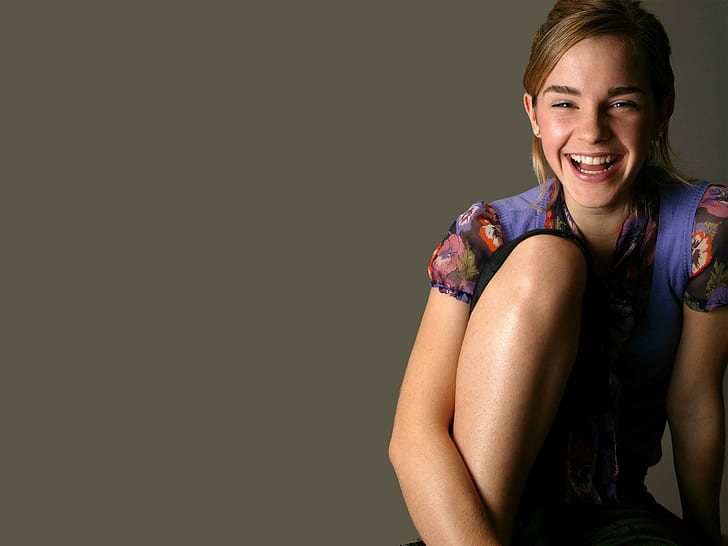 Emma Watson Laughing HD, emma, watson, laughing, emma watson, HD wallpaper