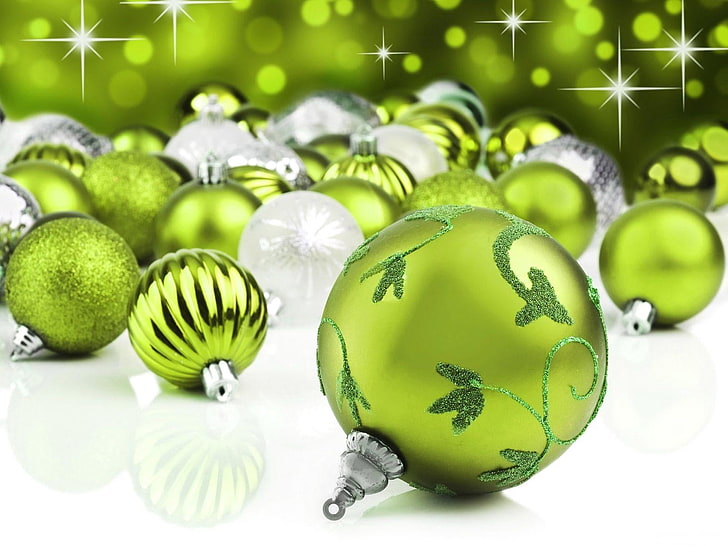 green baubles, christmas decorations, balloons, variety, greens, holiday, attributes, HD wallpaper