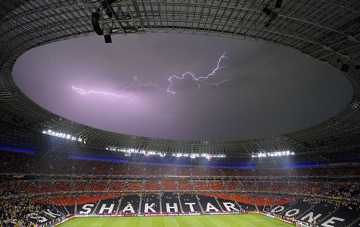 graues Stadion, Fußball, Blitz, Stadion, Donetsk, Bergmann, Donbass Arena, EURO 2012, HD-Hintergrundbild