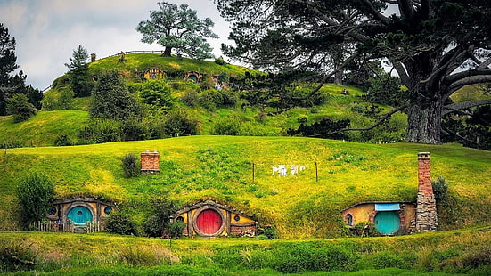 village, hobbiton movie set, new zealand, matamata, hobbit village, hobbiton, hills, green hills, movie location, film location, hobbit hole, hobbit home, hobbit house, HD wallpaper HD wallpaper