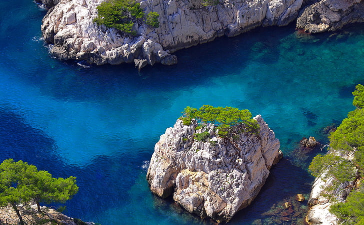 Luftbild von Inseln und Gewässer tagsüber, Calanque de Sugiton, Marseille, Frankreich, HD-Hintergrundbild