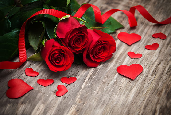 roses, red, love, buds, heart, wood, flowers, romantic, red roses, valentine`s day, HD wallpaper