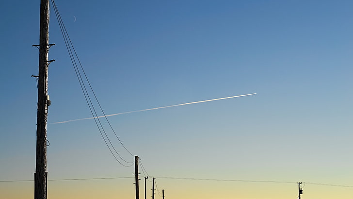 black electric post, sky, airplane, contrails, HD wallpaper
