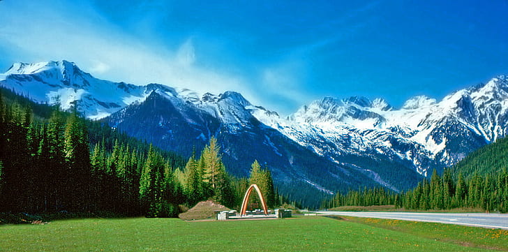 karla kaplı dağın yakınında yeşil çam ağaçları, Glacier Ulusal Parkı, Britanya Kolombiyası, yeşil çam, çam ağaçlarının, karla kaplı, dağ, Kanada Buzulu, Manzara parkı, doğa, avrupa Alpleri, manzara, açık havada, yaz, HD masaüstü duvar kağıdı
