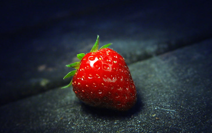 closeup red fruits strawberries Nature close-up HD Art , red, close-up, HD wallpaper