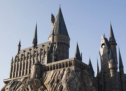 graues Betonschloss, Schloss, Hogwarts, Themenpark, HD-Hintergrundbild HD wallpaper