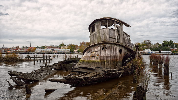 city, cityscape, river, shipwreck, abandoned, wood, ship, boat, HD wallpaper
