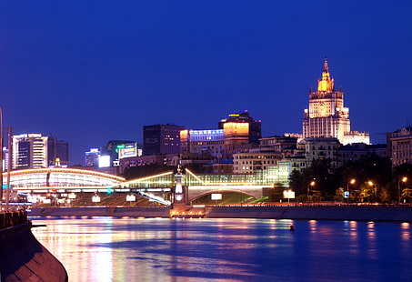 снимка на светещ мост над река през нощта, московски нощи, нощи # 2, изтичане на време, снимка, мост, река, нощно време, AF, NIKKOR, 6G, f / 3.5, град, градски пейзаж, градски пейзажи, Nikon D80, Nikon D80 , Русия, Moskau, Moscou, Москва, Россия, нощ, нощен изстрел, през нощта, нощ, архитектура, известно място, осветена, градска сцена, градски Skyline, мост - изкуствена структура, здрач, здрач, отражение, HD тапет HD wallpaper