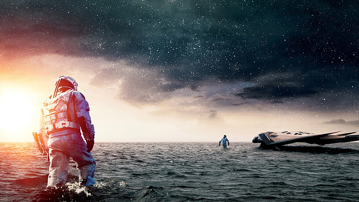 two men walking on shallow water towards ship digital wallpae, person walking on sea illustration, space, Interstellar (movie), movies, astronaut, spaceship, looking into the distance, HD wallpaper
