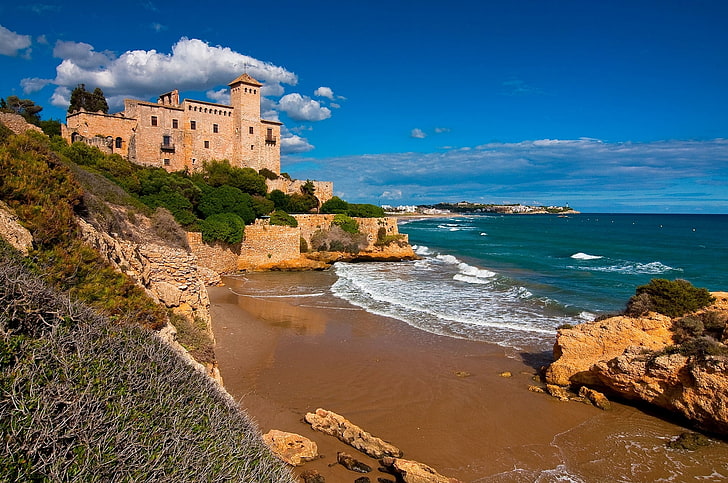 castle near shore photo, castle, coast, Spain, Catalonia, The Balearic sea, The Costa Dorada, Tarragona, Costa Dorada, Tamarit Castle, HD wallpaper