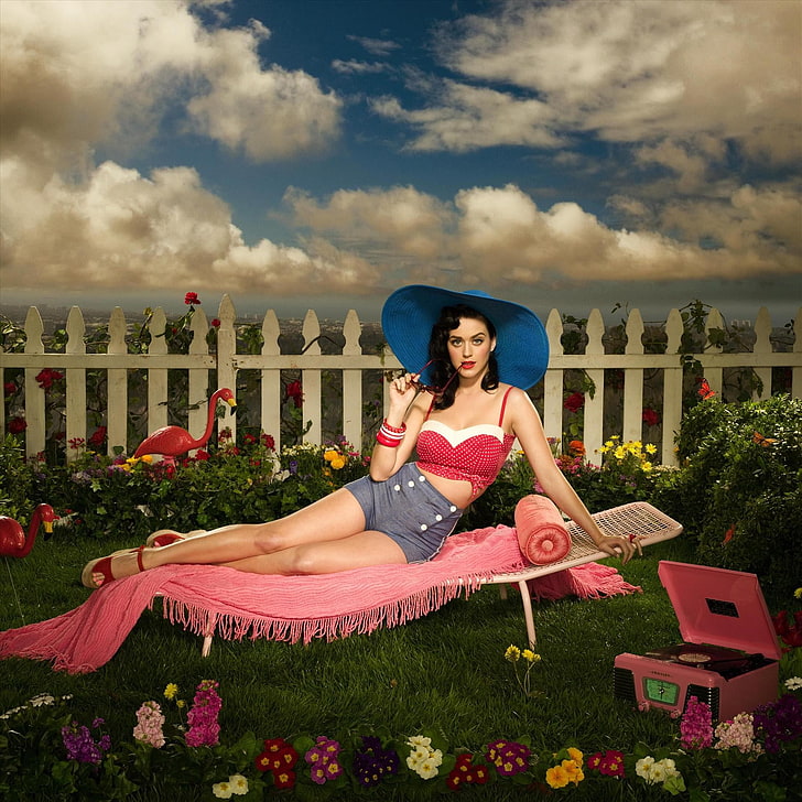 Katy Perry, kvinnor, Katy Perry, vintage, brunett, shorts, affisch, sångare, hatt, trädgård, HD tapet
