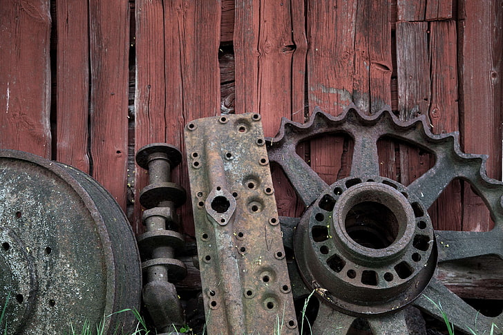 antique, broken, construction, dirty, grunge, mechanical, metal, old, outdoor, railroad, red wall, retro, round, rusty, rusty wheel, track, vintage, wheel, wooden texture, HD wallpaper