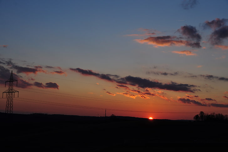 grauer elektrischer Turm, Sonnenuntergang, Dunkelheit, Stromleitungen, Himmel, HD-Hintergrundbild