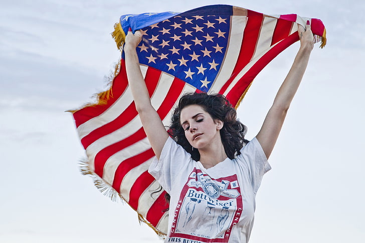baju putih wanita, Lana Del Rey, bendera, mata tertutup, Wallpaper HD