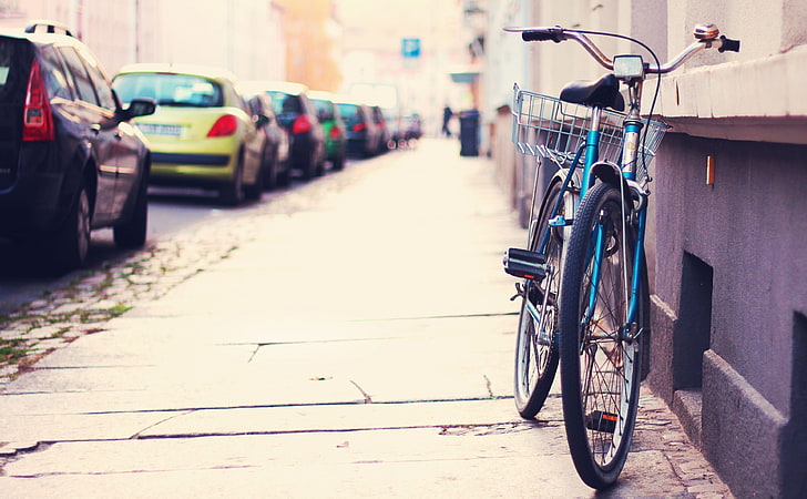 Одинокий велосипед, синий и черный велосипед, Город, Одинокий, Велосипед, HD обои