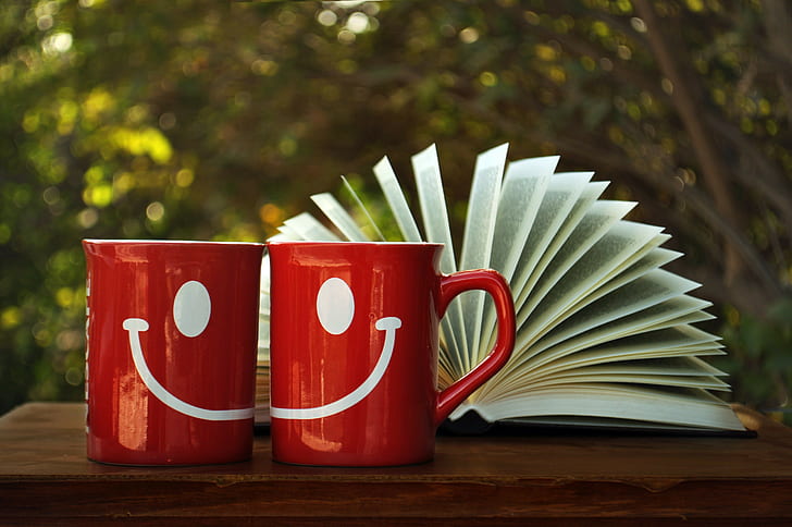 Bokeh, libro, café, taza, dibujo, estado de ánimo, rojo, sonrisa, Fondo de pantalla HD