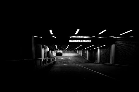 черно и бяло, кола, тъмно, паркинг, паркинг, подземен гараж, превозно средство, HD тапет HD wallpaper