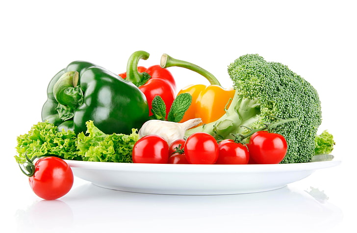variedad de verduras, verduras, plato, fondo blanco, Fondo de pantalla HD