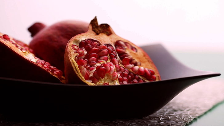 pomegranate, pomegranate, grains, thin skin, plate, HD wallpaper