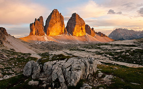 Le Tre Cime Di Lavaredo Dolomiti Włochy Wschód słońca Pierwsze promienie słońca Tapeta Hd 1920 × 1200, Tapety HD HD wallpaper