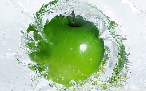 green apple fruit, macro, simple background, apples, fluid, fruit, water, liquid, HD wallpaper HD wallpaper