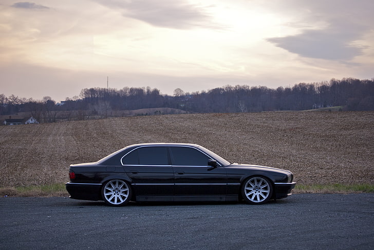 schwarze Limousine, Feld, Schwarz, BMW, Boomer, 740, Seite, E38, Bimmer, HD-Hintergrundbild