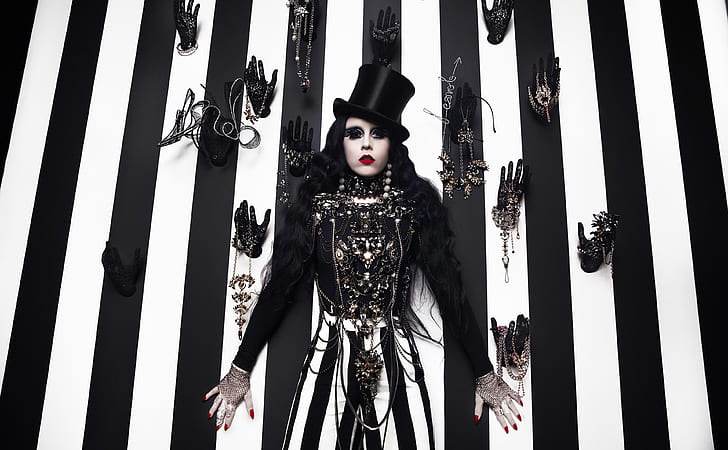 Gothic Model Fashion Style, Girls, Woman, Gothic, Photography, Female, Stripes, Model, Fashion, Ornaments, Character, jewelry, Jewellery, Advertising, madhouse, WillyWonka, Ikea, BeaAkerlund, TopHat, HD wallpaper