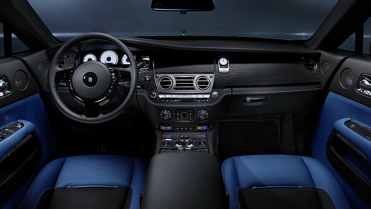 interior mobil dengan cover jok mobil kulit biru, Rolls-Royce Wraith 