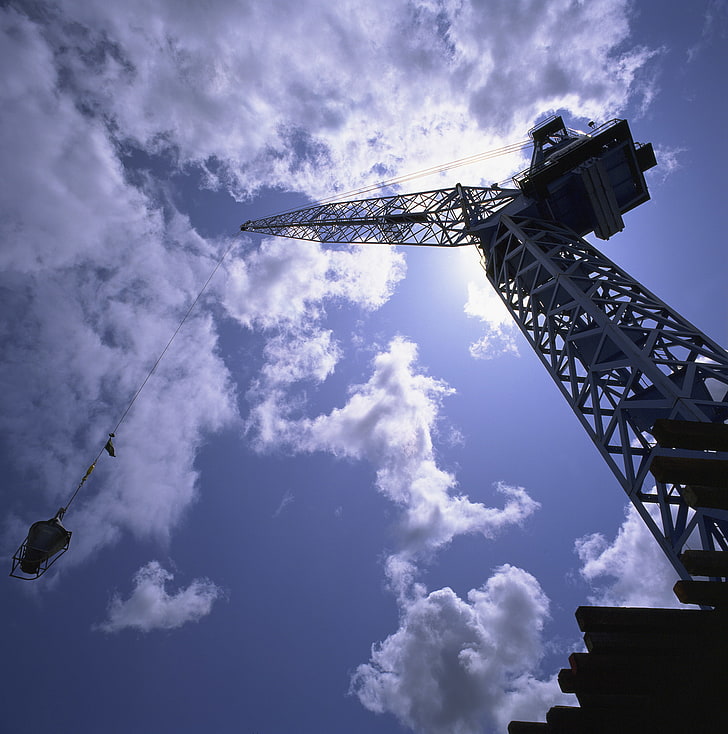 construction vehicles, cranes (machine), sky, clouds, sun rays, HD wallpaper