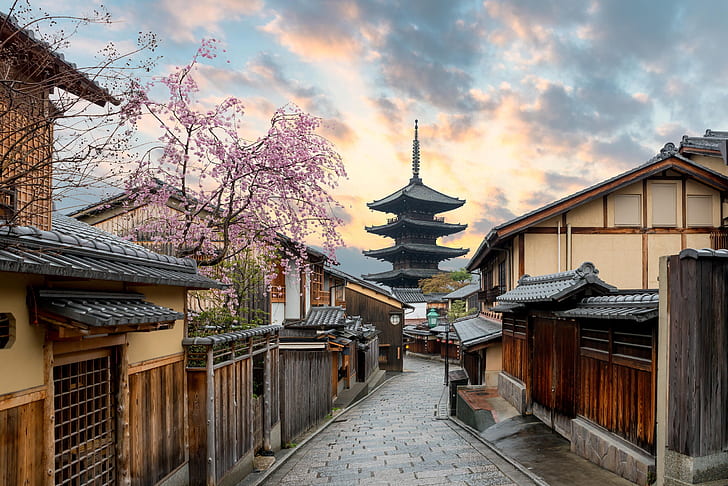 Киото, Япония, архитектура, черешов цвят, град, азиатска архитектура, сграда, пагода, улица, HD тапет