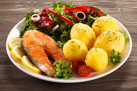 gekochter Fisch mit Gemüse, Foto, Zitrone, Fisch, Gemüse, Limette, Teller, Lebensmittel, Hauptgerichte, Kartoffeln, HD-Hintergrundbild HD wallpaper