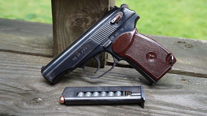 pistola semi-automática preta e marrom, arma, cartuchos, loja, Makarov, HD papel de parede