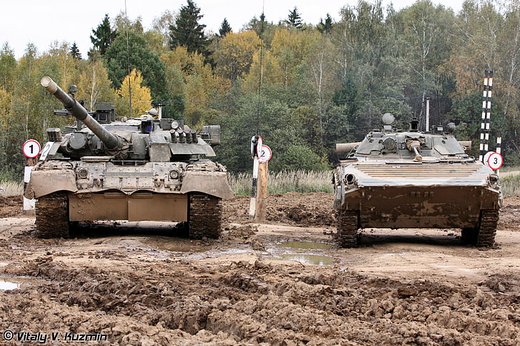 two gray battle tanks, FOREST, TANKS, DIRT, GUN, BMP-2, T-80U, POLYGON, HD wallpaper