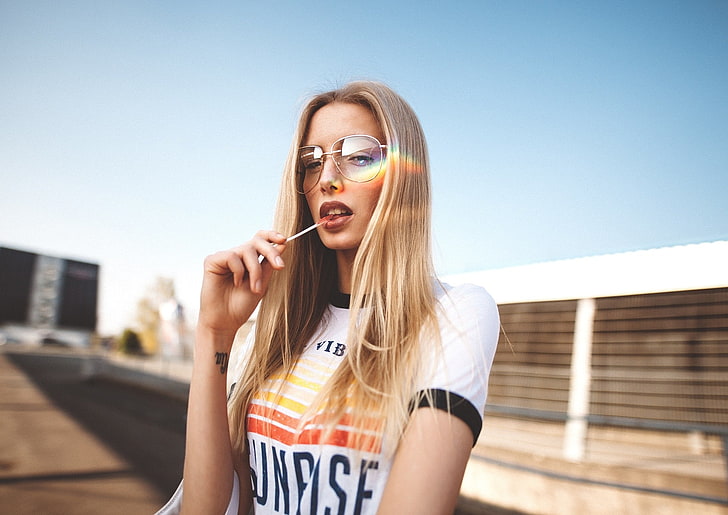 women, blonde, lollipop, glasses, T-shirt, portrait, HD wallpaper