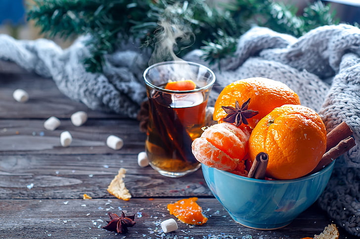 two orange fruits, comfort, heat, tea, scarf, New Year, Christmas, cinnamon, Xmas, tangerines, Merry, Yuliya Mazurkevich, HD wallpaper