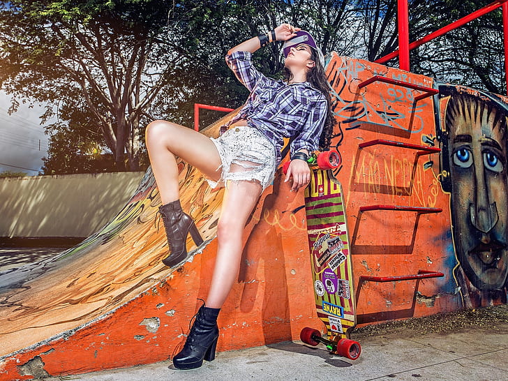 style, feet, shorts, skateboard, ramp, Thais Silva, HD wallpaper