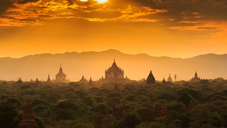nature, architecture, paysage, lumière du soleil, brouillard, Cambodge, collines, nuages, arbres, tour, jungle, immeuble ancien, coucher de soleil, Fond d'écran HD